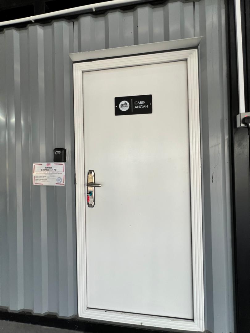TwoByTwo Cabin